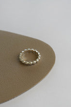 Load image into Gallery viewer, Dot Dot Silver Ring