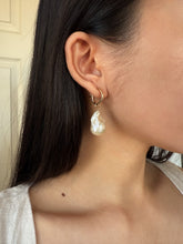 Load image into Gallery viewer, Drea Pearl Hoop Earring (PAIR)