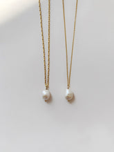 Load image into Gallery viewer, Becca Baroque Pearl Necklace Adjustable