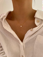 Load image into Gallery viewer, Harper Pearl Dainty Necklace