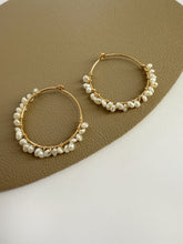 Load image into Gallery viewer, Dia Pearl Hoop Earring
