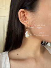 Load image into Gallery viewer, Drea Pearl Hoop Earring (PAIR)
