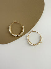 Load image into Gallery viewer, Dia Pearl Hoop Earring
