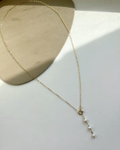 Load image into Gallery viewer, Kathleen Pearl Dainty Necklace

