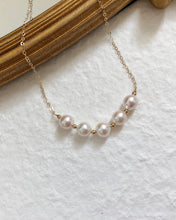 Load image into Gallery viewer, Lara 14K Gold Akoya Freshwater Pearl Choker Necklaces
