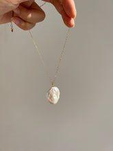 Load image into Gallery viewer, Drea 14k Gold Baroque Pearl Pendant Necklace Adjustable
