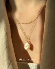 Load image into Gallery viewer, Slim Snake Chain Necklace
