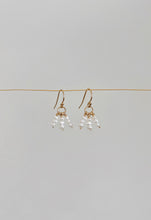 Load image into Gallery viewer, Kiri 14K Gold Mini Beaded Pearl Earring
